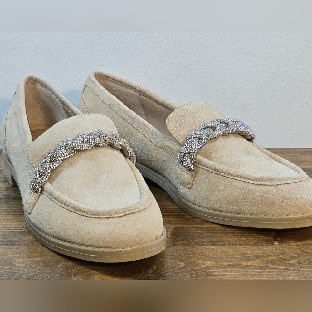 🤩Host Pick❤️NWT Gianni Bini Bristow Leather Rhinestone Loafers Women's Sz 8.5M - Picture 2 of 8